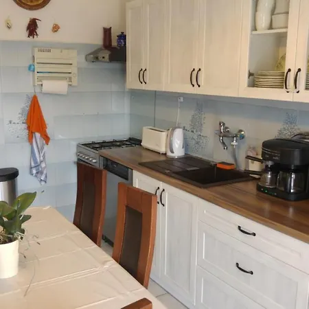 Crystal F Διαμέρισμα *