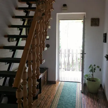 Apartmán Crystal F